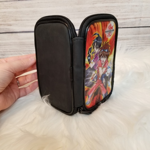 Nintendo DS Lite Bundle - Picture 2 of 6